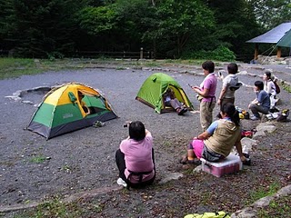 女性ソロキャンプ